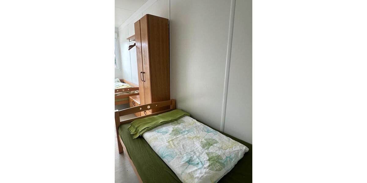 Wohnen auf Zeit Elsendorf - 10 Zimmer, 15 m&sup2;, 13&euro; | Angebot:26640794