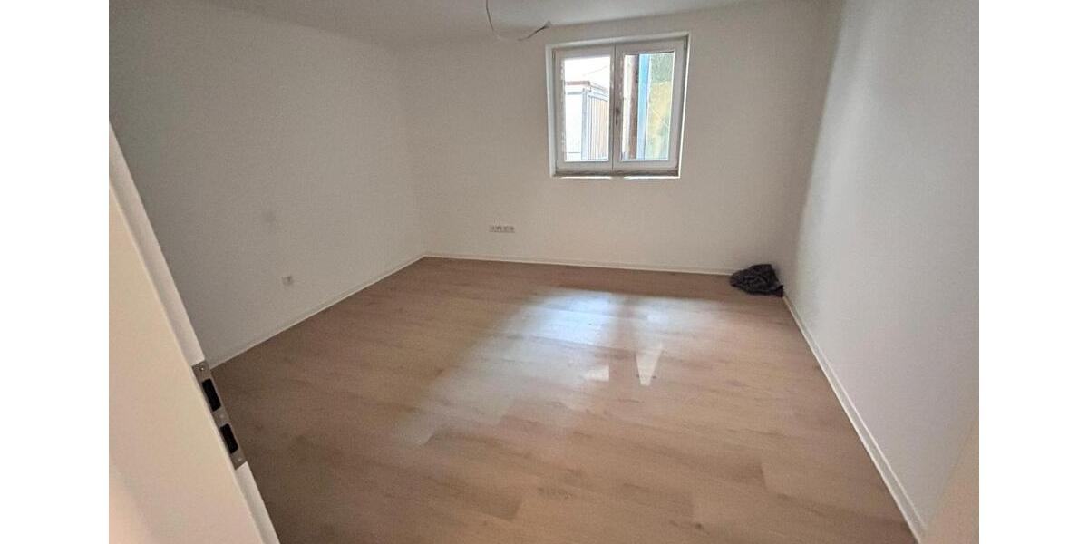 Etagenwohnung Weißenburg in Bayern - 3 Zimmer, 82 m&sup2;, 950&euro; | Angebot:26689350