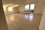 Etagenwohnung Offenbach am Main Bieber - 4 Zimmer, 100 m&sup2;, 1.375&euro; | Angebot:24838326