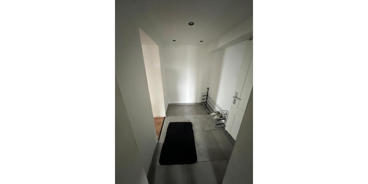 3 Zimmer Wohnung zu vermieten DG möbeliert zimmer