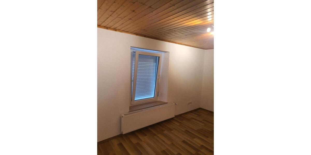 Einfamilienhaus Trier Feyen-Weismark - 3 Zimmer, 100 m&sup2;, 950&euro; | Angebot:26032816
