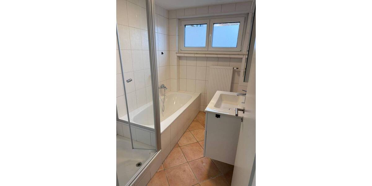 Etagenwohnung Fulda / Niesig Niesig - 2 Zimmer, 81 m&sup2;, 860&euro; | Angebot:26155444