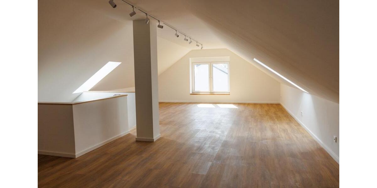 Luxuriös saniertes Einfamilienhaus mit Atelier & großem Garten 8 zimmer