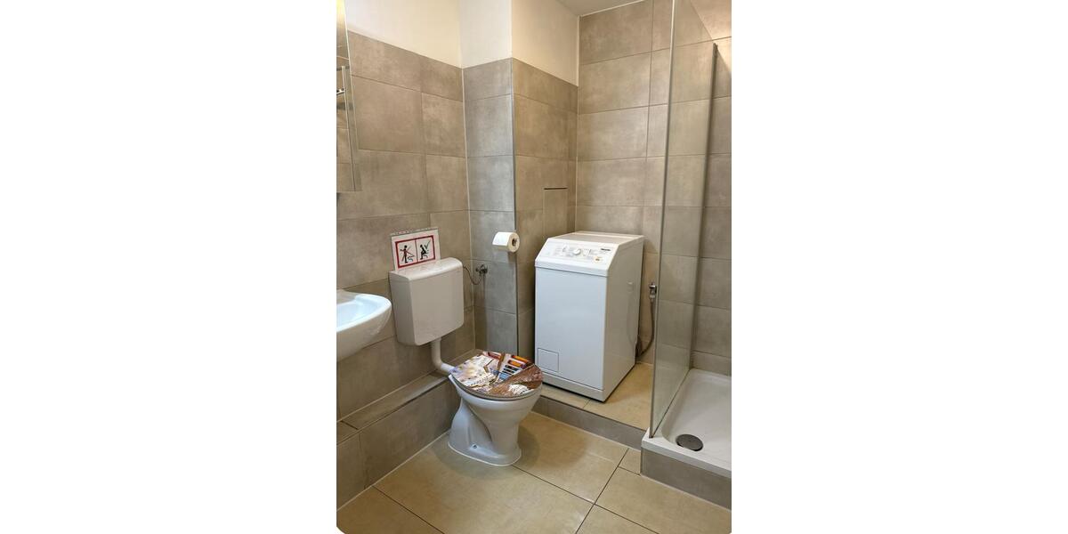 Erdgeschoßwohnung Kornwestheim - 2.5 Zimmer, 65 m&sup2;, 1.200&euro; | Angebot:24695400