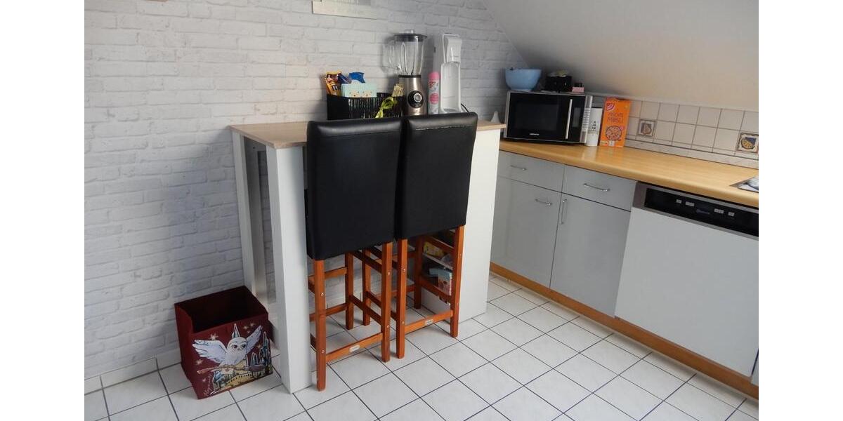 Dachgeschoßwohnung Stendal - 2 Zimmer, 64 m&sup2;, 400&euro; | Angebot:26035853