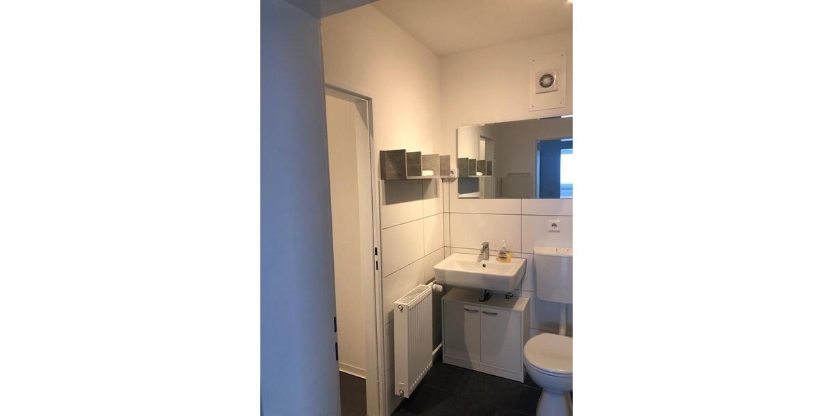 Wohnen auf Zeit Paderborn Neuenbeken - 3 Zimmer, 74 m&sup2;, 370&euro; | Angebot:26278886
