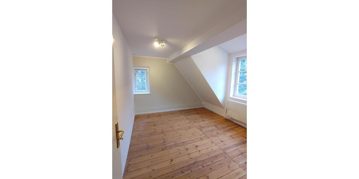 Befristet 12 Monate Teilmöbiliert - frisch saniert 5 zimmer