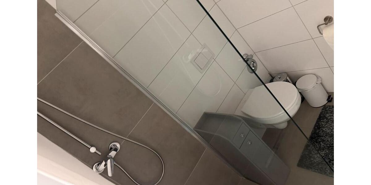 Etagenwohnung Springe - 2 Zimmer, 70 m&sup2;, 945&euro; | Angebot:26412438