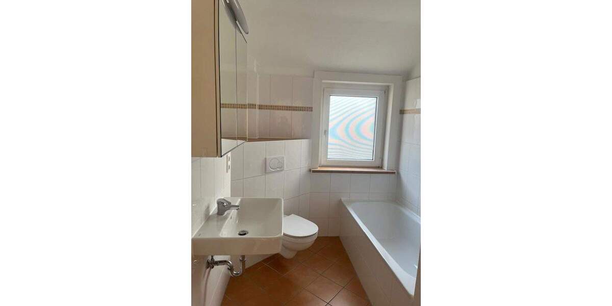 Etagenwohnung Hameln Nordstadt - 3 Zimmer, 81 m&sup2;, 725&euro; | Angebot:25752905