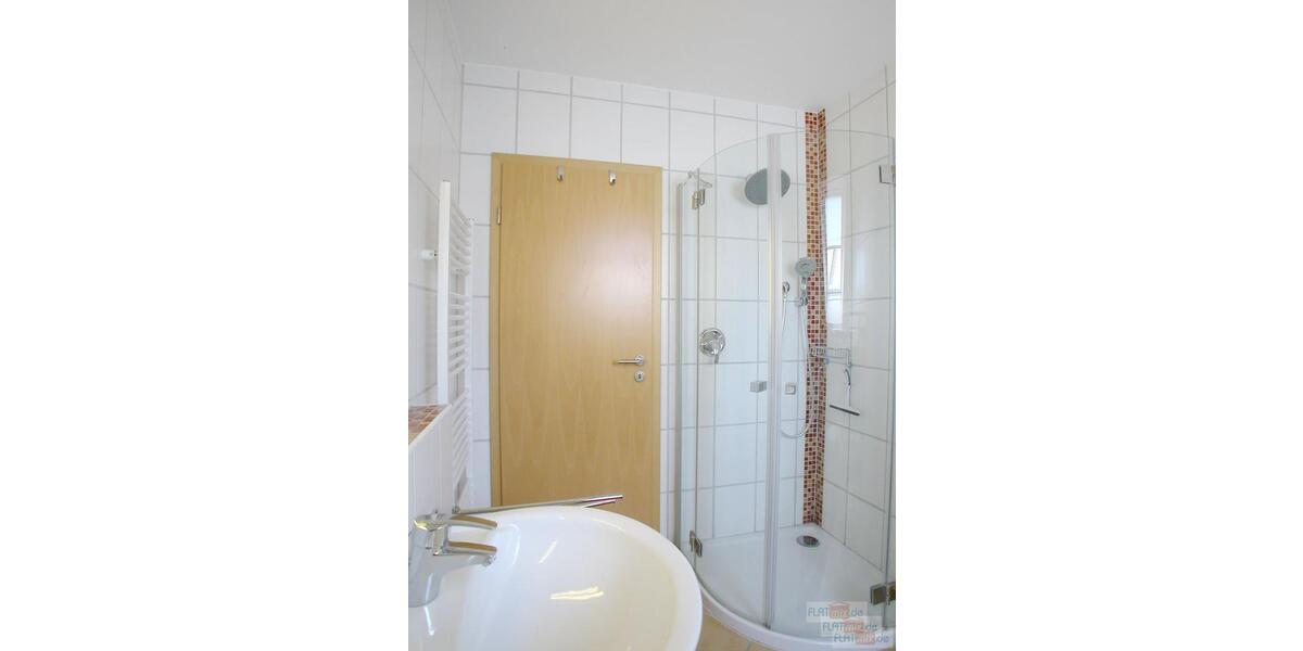 Wohnen auf Zeit Rödinghausen - 2 Zimmer, 60 m&sup2;, 700&euro; | Angebot:26305437