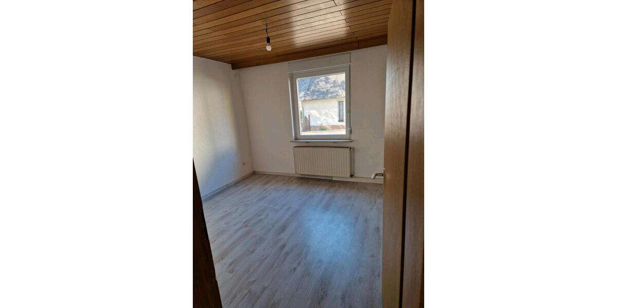 Erdgeschoßwohnung Völklingen - 1 Zimmer, 55 m&sup2;, 420&euro; | Angebot:26482800