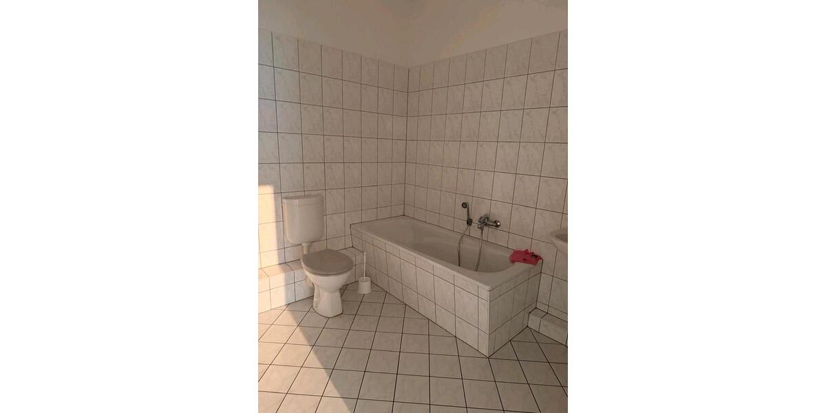 Erdgeschoßwohnung Zittau - 2 Zimmer, 65 m&sup2;, 590&euro; | Angebot:26145384