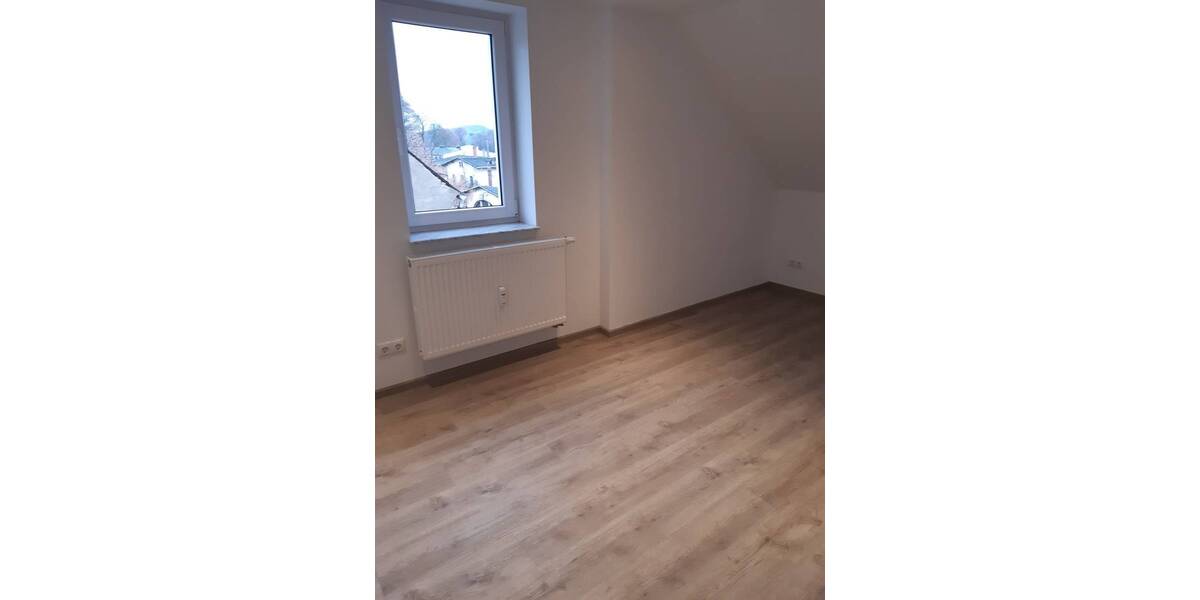 Etagenwohnung Nossen - 2 Zimmer, 51 m&sup2;, 320&euro; | Angebot:26751235