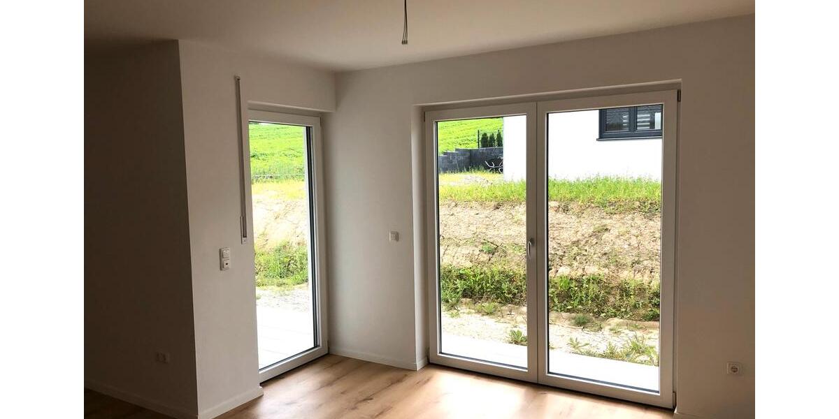 Terrassenwohnung Aldersbach - 3 Zimmer, 78 m&sup2;, 725&euro; | Angebot:26633319