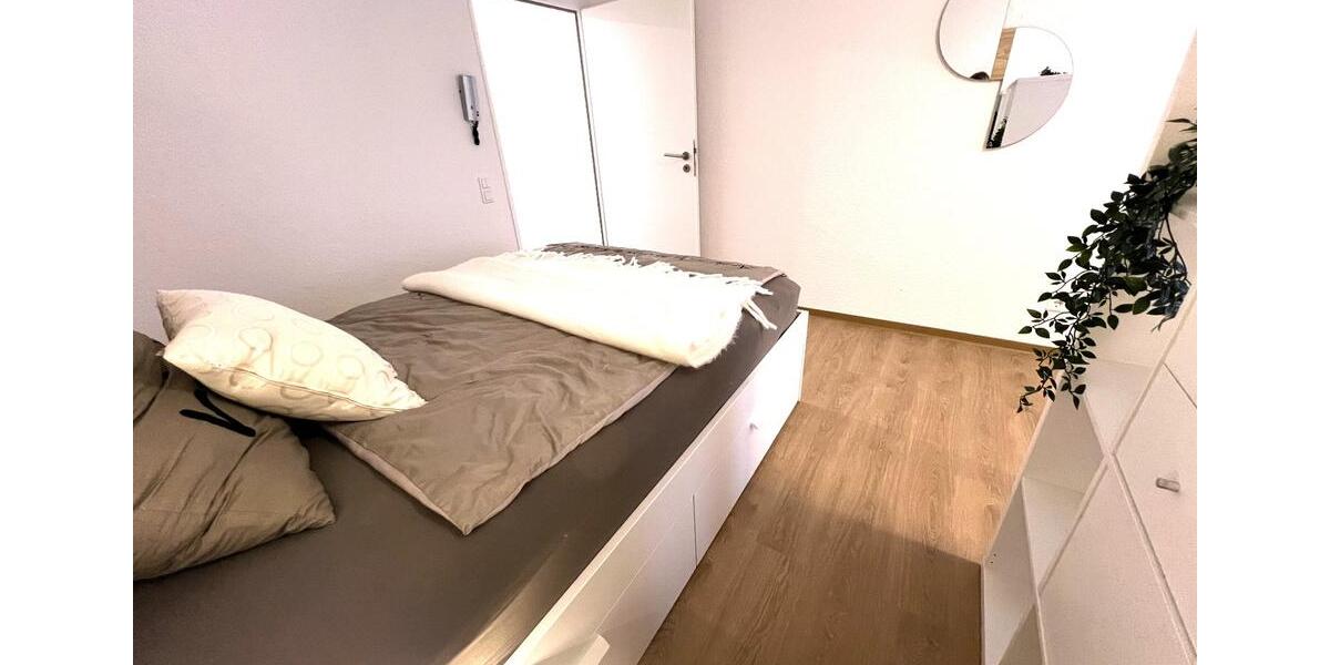 Etagenwohnung Sulzbach (Saar) - 1 Zimmer, 33 m&sup2;, 590&euro; | Angebot:26579916