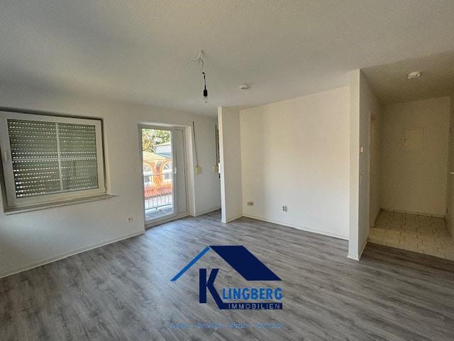 Etagenwohnung Zeitz - 1 Zimmer, 33 m&sup2;, 230&euro; | Angebot:25789812