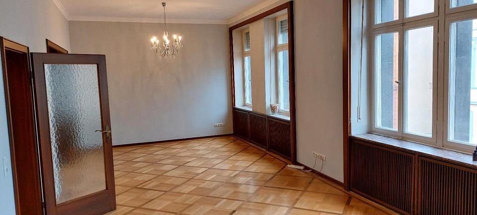 4 Zimmer Küche , Bad Wohnung zimmer