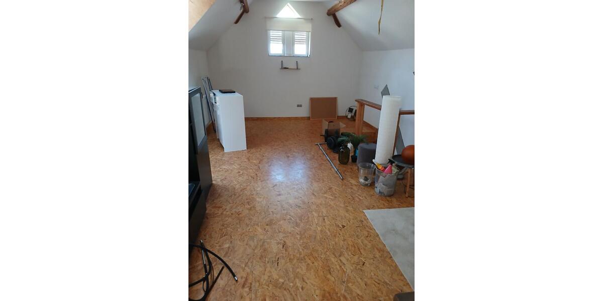 Etagenwohnung Lülsfeld - 6 Zimmer, 95 m&sup2;, 600&euro; | Angebot:25968150