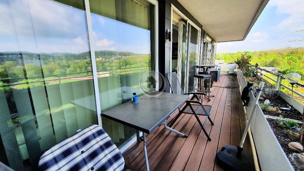 !!! ImmoPoint !!! ALTENGERECHTES Wohnen mit SCHWIMMBAD + SAUNA + BALKON + TERRASSE + GARAGEN ... !!! (IP 3 K 110 B) 3 zimmer