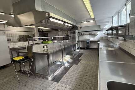 Gastronomie in Mannheim 3.870 € 250 m² zimmer