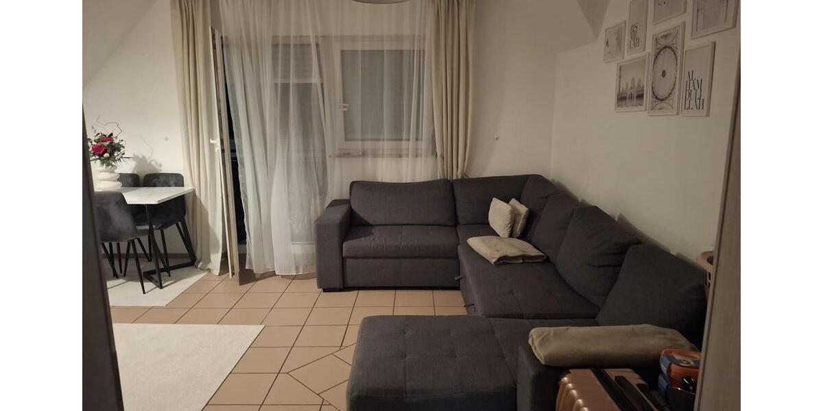Etagenwohnung Butzbach - 3 Zimmer, 90 m&sup2;, 950&euro; | Angebot:26385293