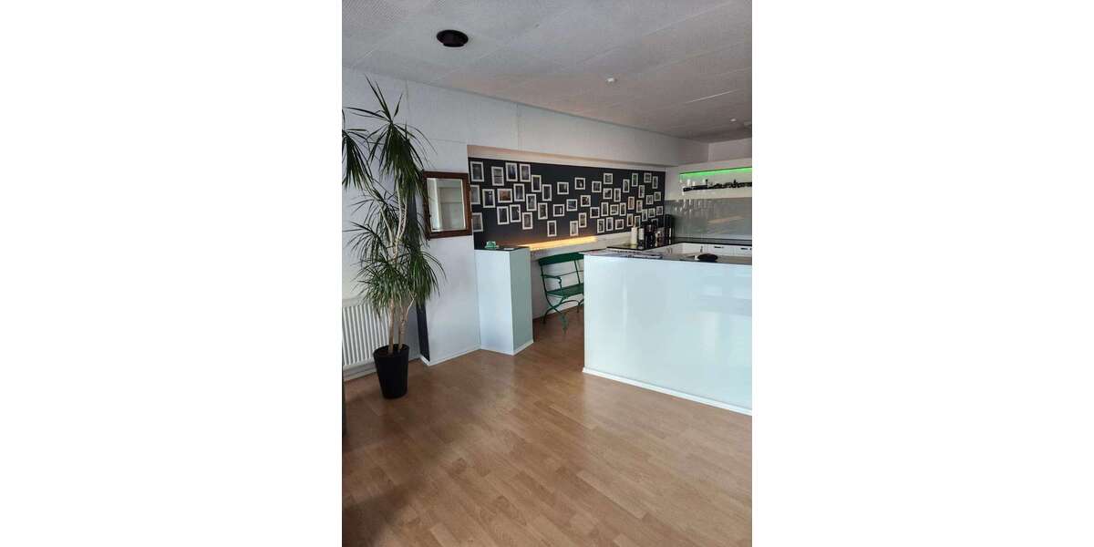 Halle in Solingen 1.700 € 153 m² zimmer