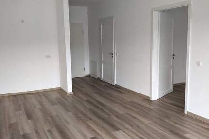 Moderne und helle City-Wohnung mit sehr großer Terrasse