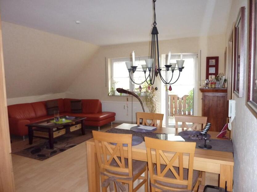 3 Zimmer Dachgeschoßwohnung zimmer