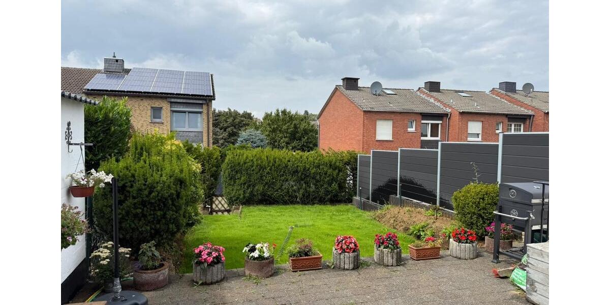 Reihenhaus Herzogenrath - 4 Zimmer, 120 m&sup2;, 2.500&euro; | Angebot:25140315