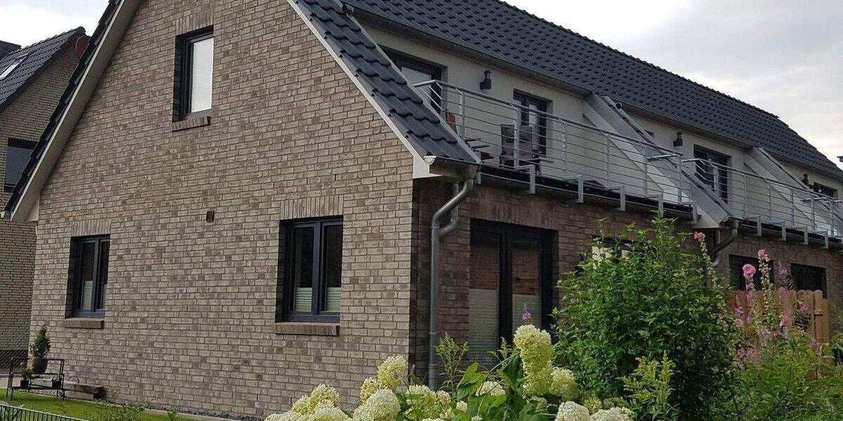 Reihenendhaus Trittau - 2 Zimmer, 84 m&sup2;, 1.300&euro; | Angebot:25719011