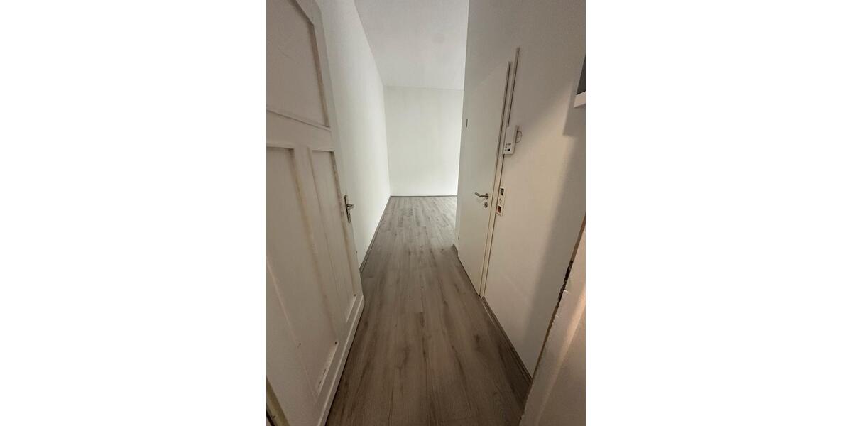 Dachgeschoßwohnung Hagen Dahl - 1 Zimmer, 40 m&sup2;, 300&euro; | Angebot:25221236