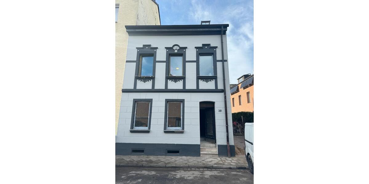 Maisonettenwohnung Mönchengladbach Nord - 4 Zimmer, 135 m&sup2;, 1.630&euro; | Angebot:25270782