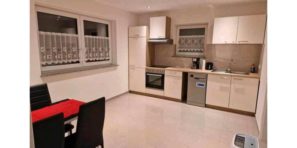 Etagenwohnung Ehingen (Donau) - 2 Zimmer, 64 m&sup2;, 880&euro; | Angebot:25892334