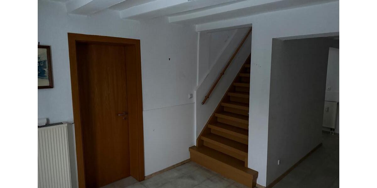 Erdgeschoßwohnung Niederfischbach - 3 Zimmer, 116 m&sup2;, 800&euro; | Angebot:24474535