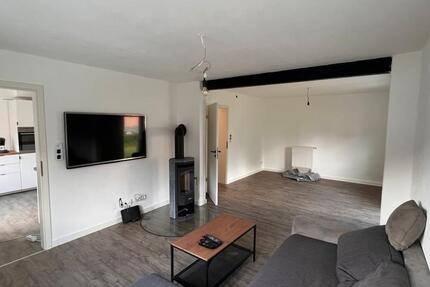 Haus Betzdorf - 3 Zimmer, 92 m&sup2;, 1.200&euro; | Angebot:25931942