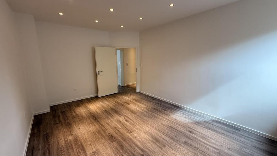 Etagenwohnung Frankenthal (Pfalz) - 4 Zimmer, 104 m&sup2;, 1.250&euro; | Angebot:26442757