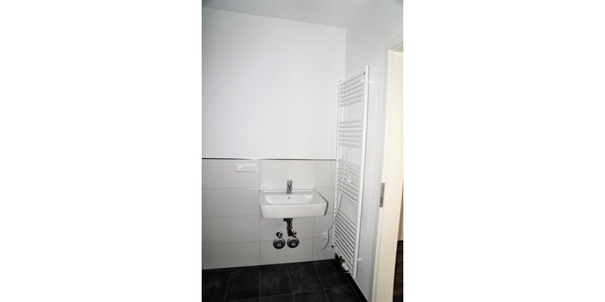 Etagenwohnung Rüdersdorf bei Berlin - 2 Zimmer, 79 m&sup2;, 998&euro; | Angebot:24565033