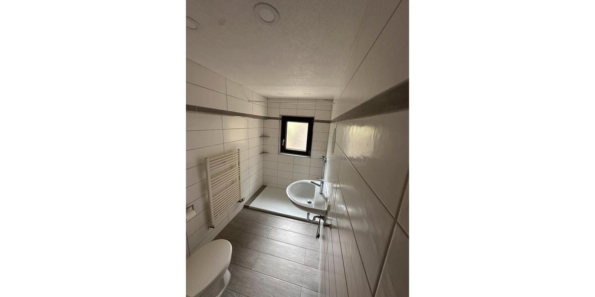 Erdgeschoßwohnung Püttlingen - 2 Zimmer, 60 m&sup2;, 590&euro; | Angebot:25980654