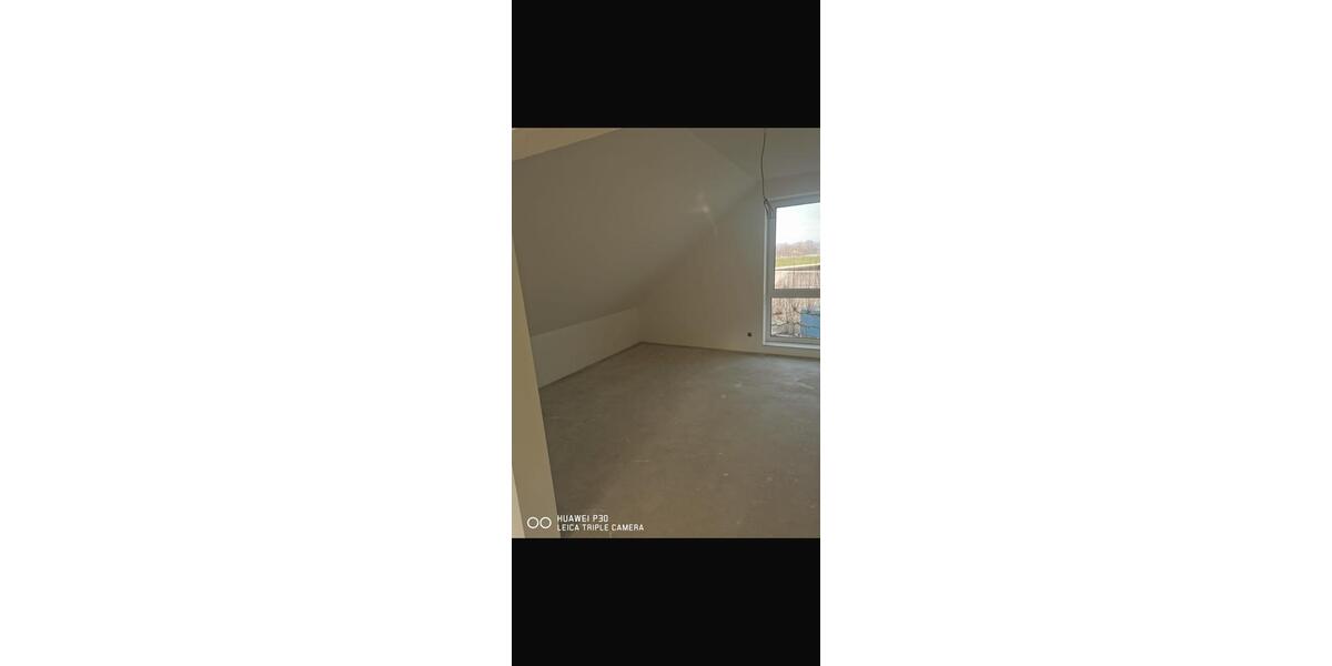 Dachgeschoßwohnung Kalkar - 3 Zimmer, 105 m&sup2;, 1.300&euro; | Angebot:25120722