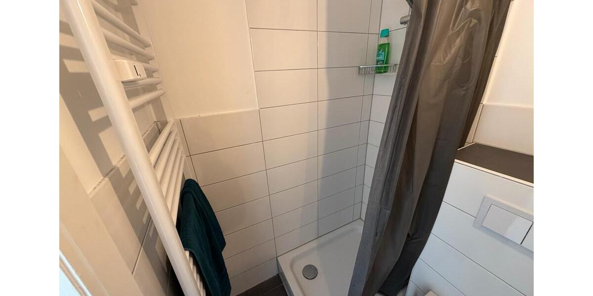 Etagenwohnung Lübeck Innenstadt - 1 Zimmer, 32 m&sup2;, 680&euro; | Angebot:26618255