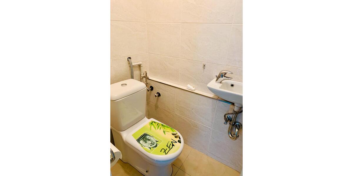 Schönes Zimmer in WG 1 zimmer