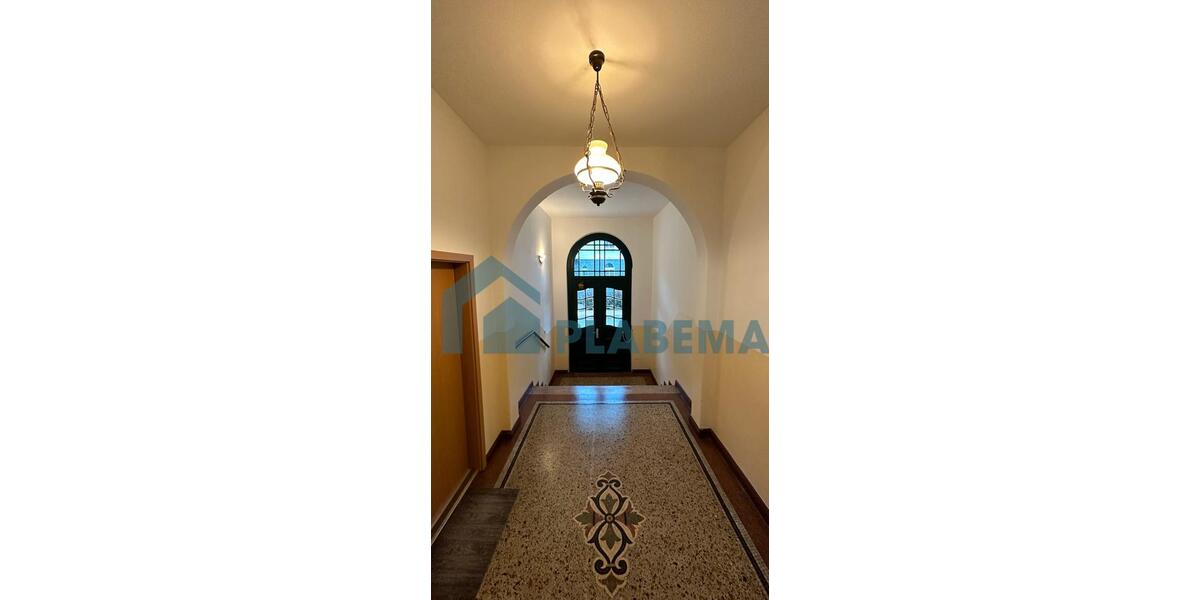 Etagenwohnung Parchim - 4 Zimmer, 95 m&sup2;, 987&euro; | Angebot:26365412