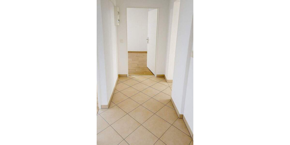 Etagenwohnung Möckern Neu Külzau - 4 Zimmer, 71 m&sup2;, 460&euro; | Angebot:24221366