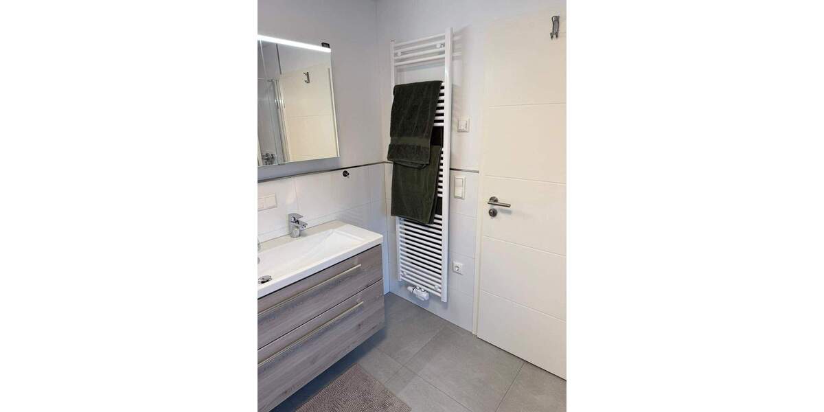 Einfamilienhaus Kölleda - 4 Zimmer, 110 m&sup2;, 1.000&euro; | Angebot:25275580