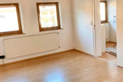Wohnen auf Zeit Happurg - 16 Zimmer, 140 m&sup2;, 365&euro; | Angebot:25025377
