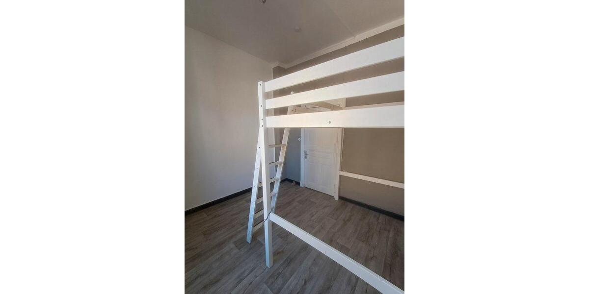 Etagenwohnung Emden - 1 Zimmer, 12 m&sup2;, 275&euro; | Angebot:26062844