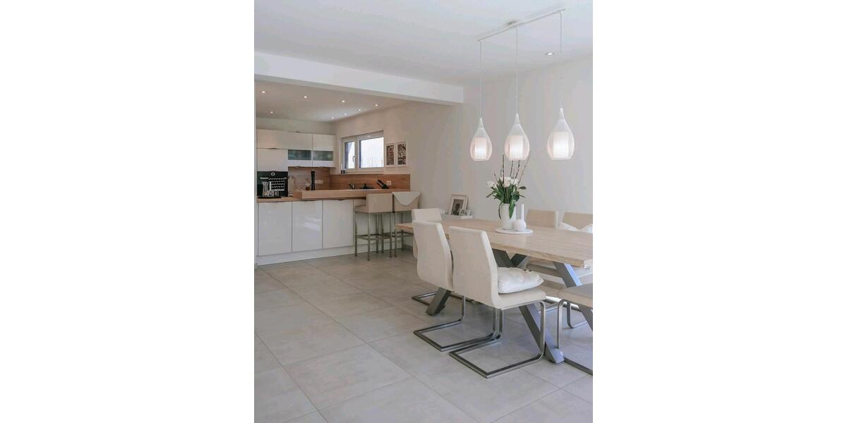 Modernes, schönes Einfamilienhaus, mit Blick ins Grüne 4 zimmer