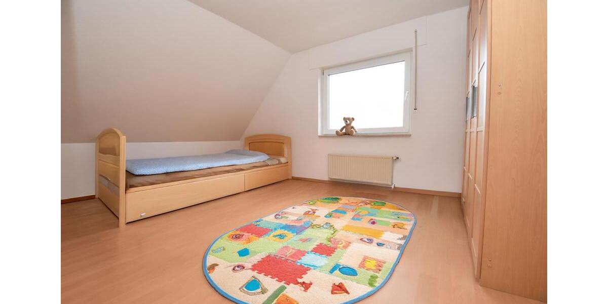 Dachgeschoßwohnung Friesoythe - 4 Zimmer, 89 m&sup2;, 650&euro; | Angebot:23216939