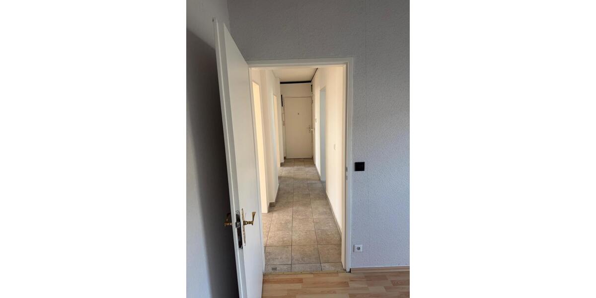 Dachgeschoßwohnung Mannheim Rheinau - 3 Zimmer, 70 m&sup2;, 800&euro; | Angebot:26699166
