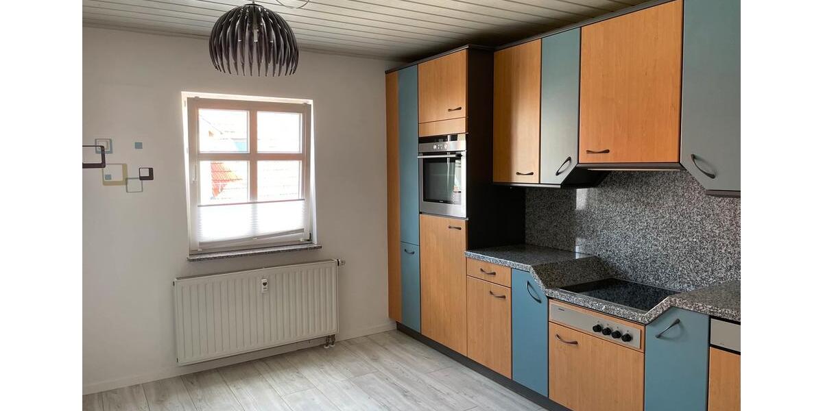 Etagenwohnung Rotenburg an der Fulda - 3 Zimmer, 80 m&sup2;, 770&euro; | Angebot:25745443